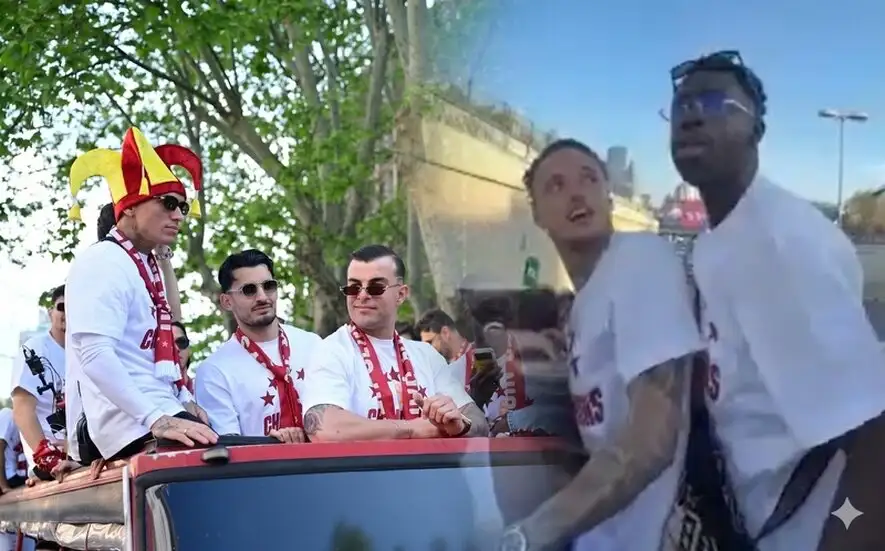 Schrik bij Galatasaray-kampioenen: Bus bijna botst onder viaduct tijdens feesttocht