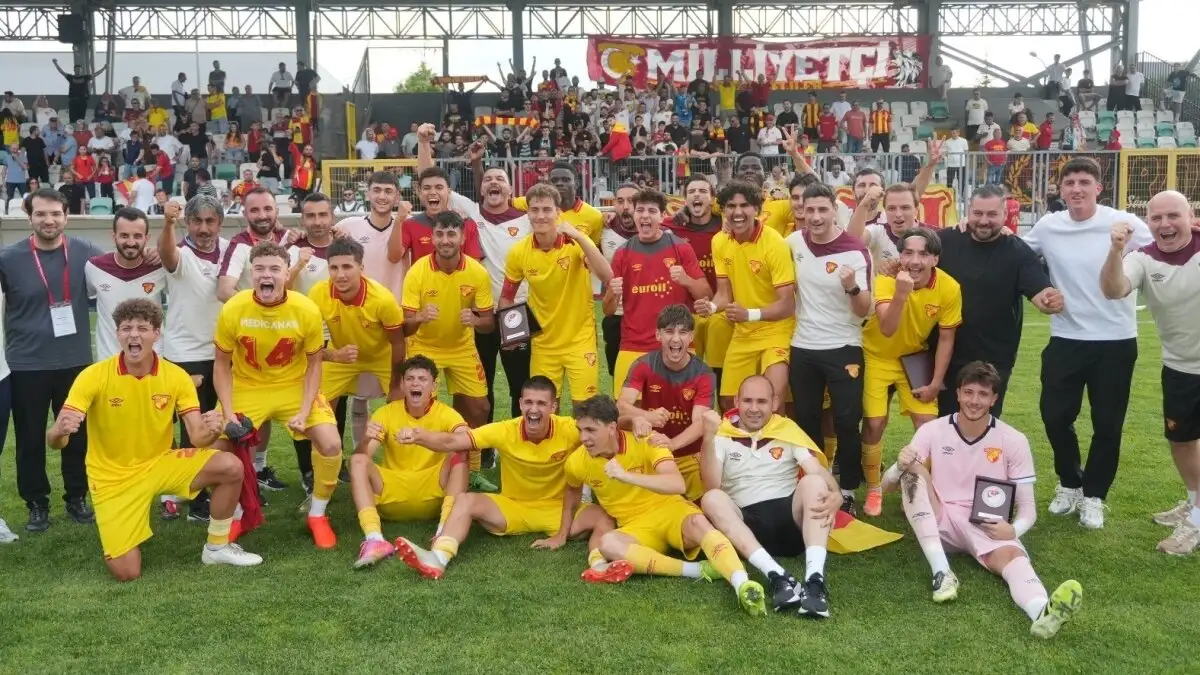 Göztepe U19 wordt Turkse kampioen in de UEFA Youth League