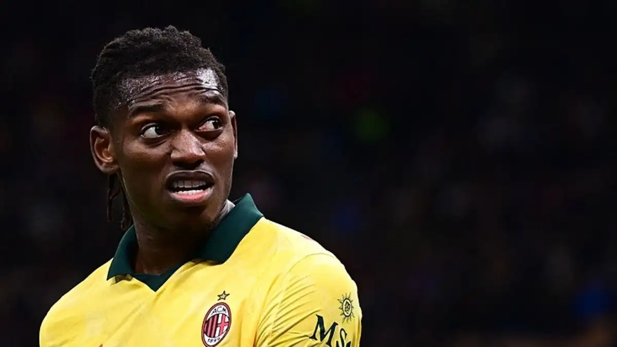 Galatasaray zet in op Rafael Leao na vertrek Noa Lang