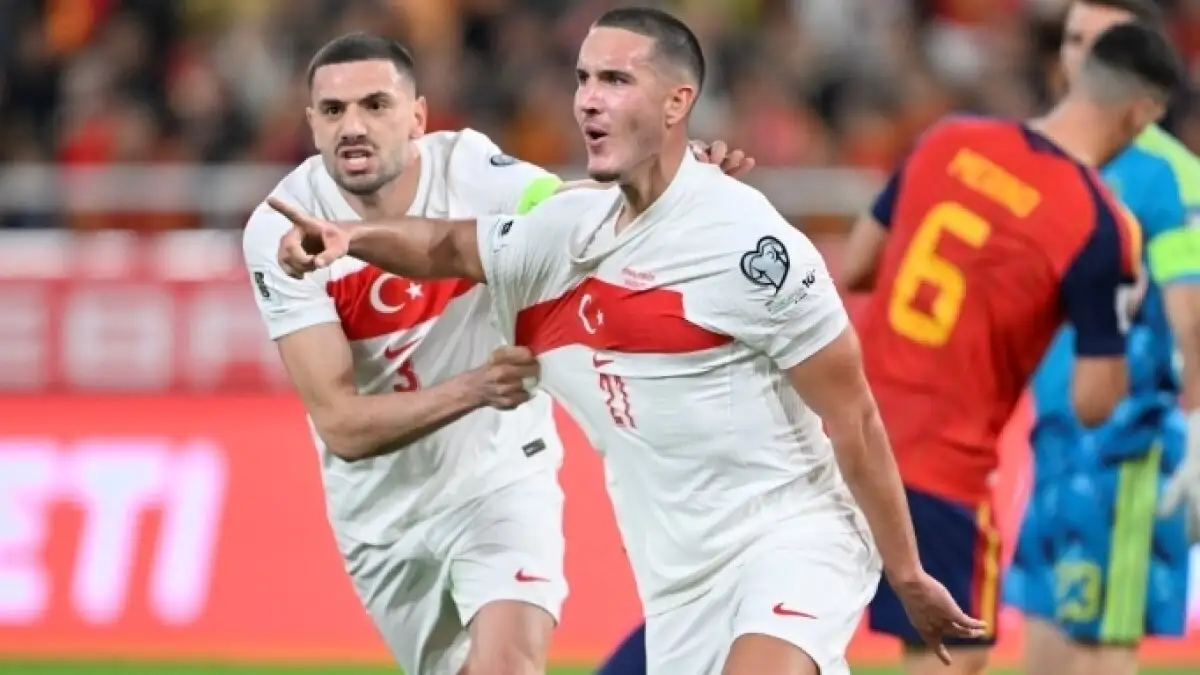 Galatasaray wil Deniz Gül binnenhalen, Porto stelt 20 miljoen euro eis