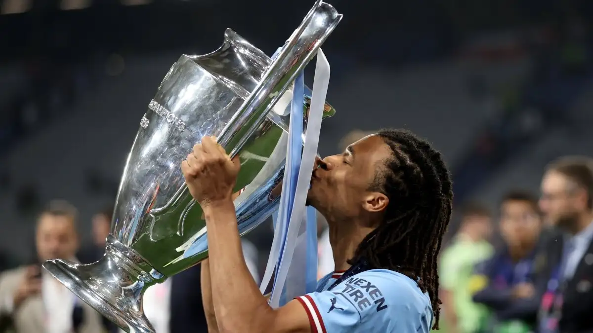 Fenerbahçe blijft bij Manchester City aandringen op Nathan Aké