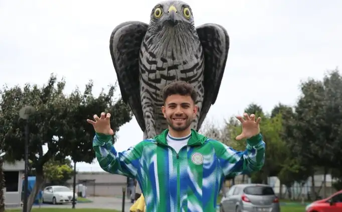 Trabzonspor hervat onderhandelingen over veelzijdige verdediger Mithat Pala