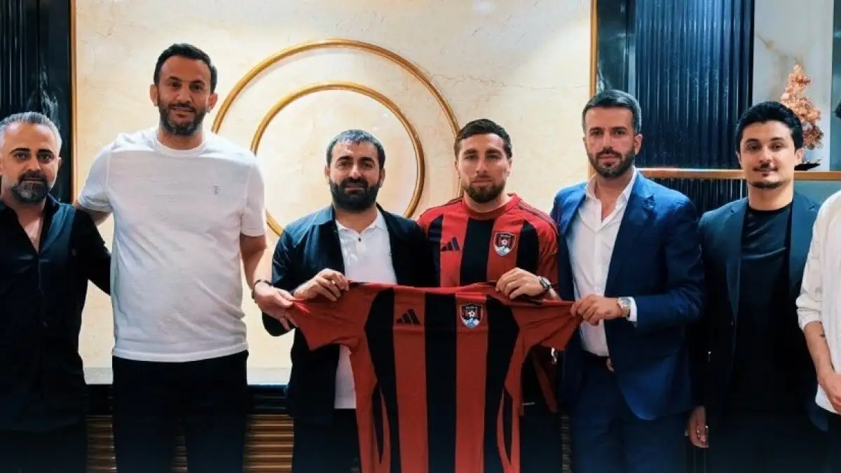 Vanspor haalt Ozan Can Kökçü naar 1. Lig