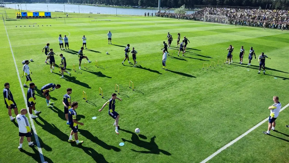 Fenerbahçe zet voorbereiding voort: Muriqi verlaat veld met liesklacht, Asensio en Skriniar trainen mee
