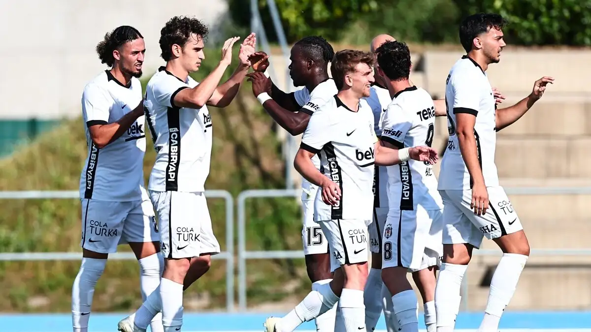 Beşiktaş wint eerste oefenduel in Slowakije tegen Gyirmot met 2-1