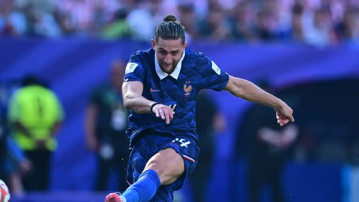 Galatasaray zet opnieuw in op Adrien Rabiot voor middenveldversterking