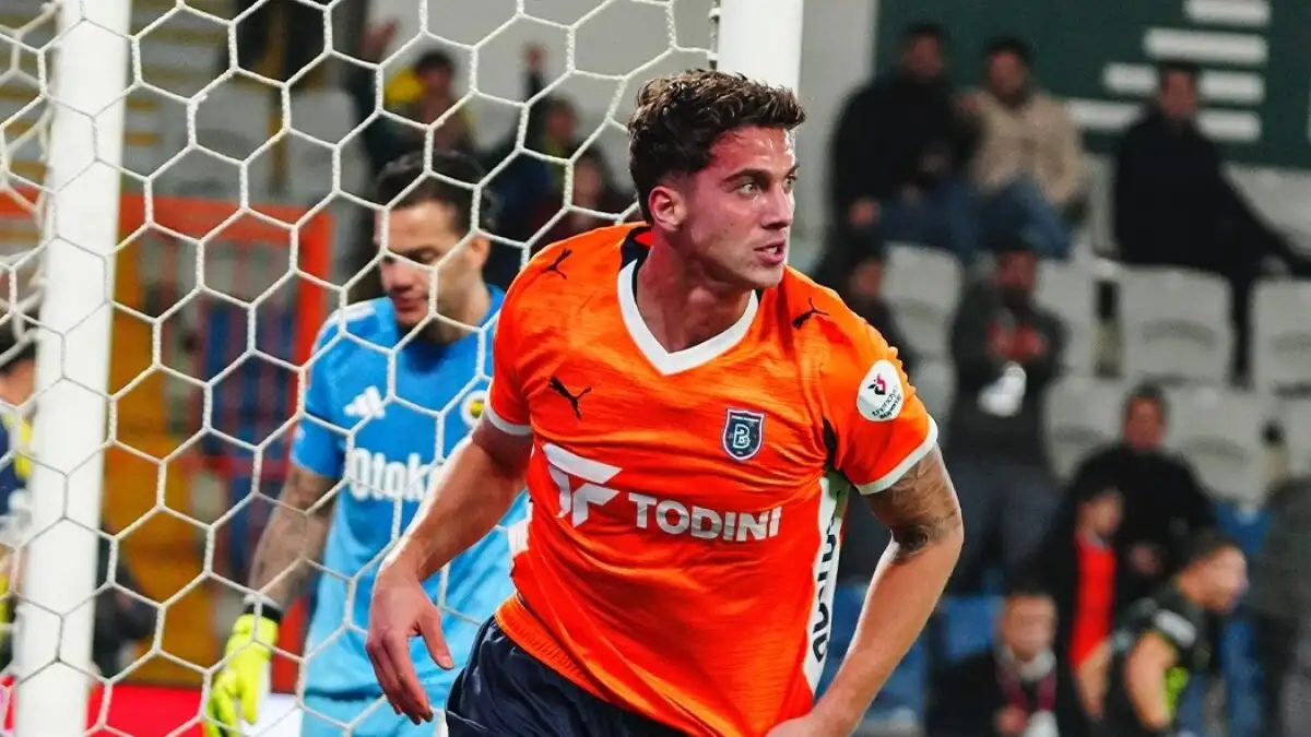 Galatasaray zoekt samenwerking met Başakşehir voor Bertuğ Yıldırım-transfer