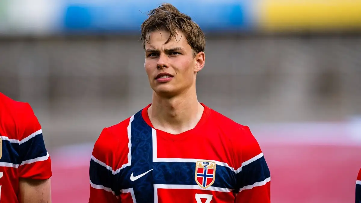 Beşiktaş aast op Noorwegen middenvelder Jens Hjerto-Dahl