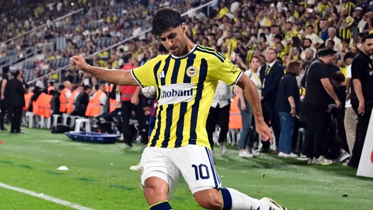Fenerbahçe-coach İsmail Kartal haalt Marco Asensio uit de basis tegen Gornik Zabrze