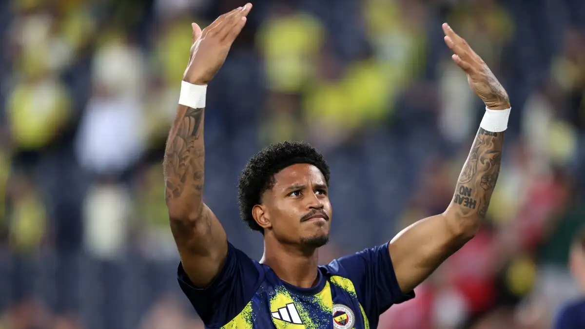 Roma en Crystal Palace tonen interesse in Jayden Oosterwolde; Fenerbahçe vraagt 25 miljoen euro