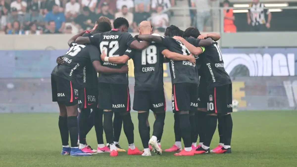 Beşiktaş behaalt 100e Europese zege na 1-0 zege op Hradec Kralove