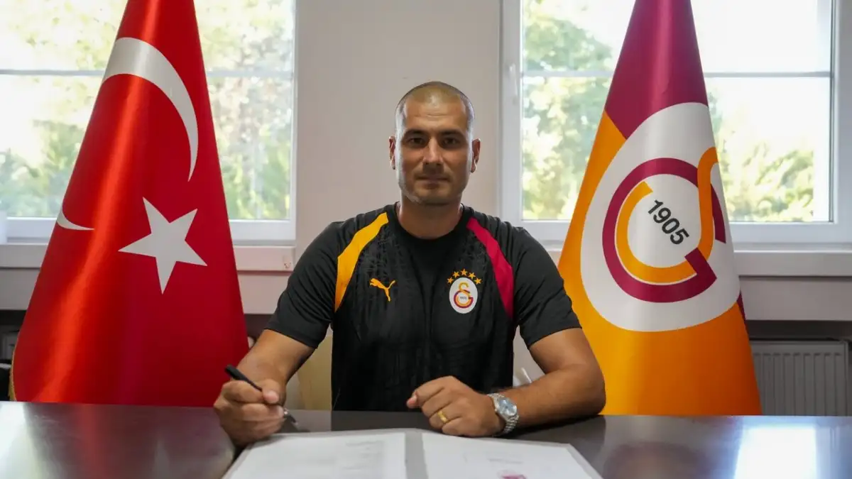 Eren Derdiyok keert terug naar Galatasaray als technisch verantwoordelijke van het U17-team