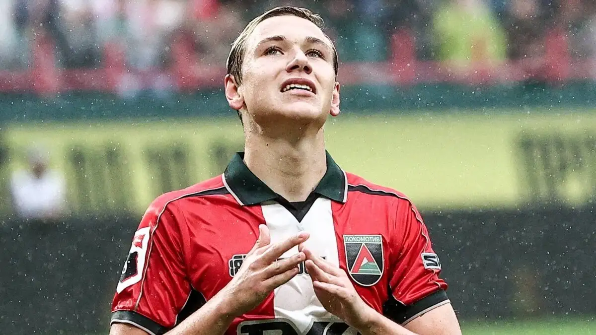 Lokomotiv Moskova wijst Galatasaray's bod van 30 miljoen euro voor Aleksey Batrakov af