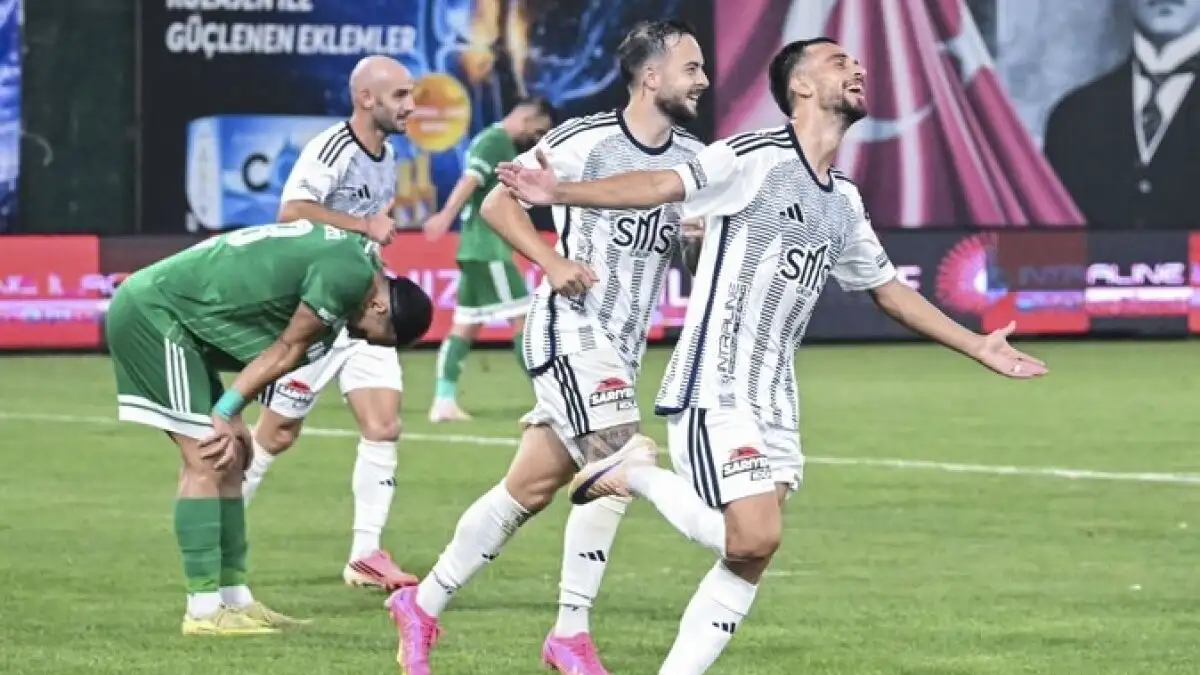 Sarıyer begint seizoen met 2-0 zege op Muğlaspor