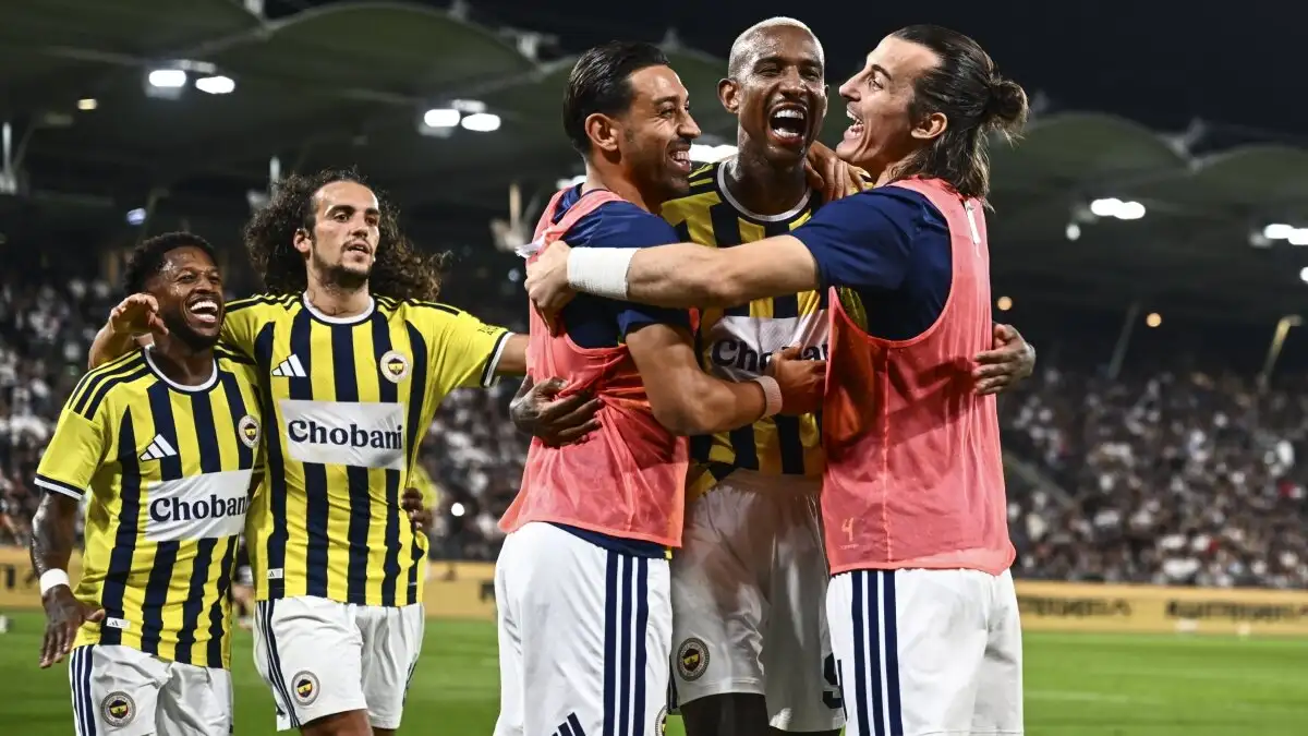 Fenerbahçe verslaat Sturm Graz en plaatst zich voor Champions League play-off