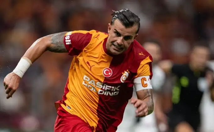 Galatasaray maakt kapiteins voor nieuw seizoen bekend: Bardakcı, Ayhan en Torreira