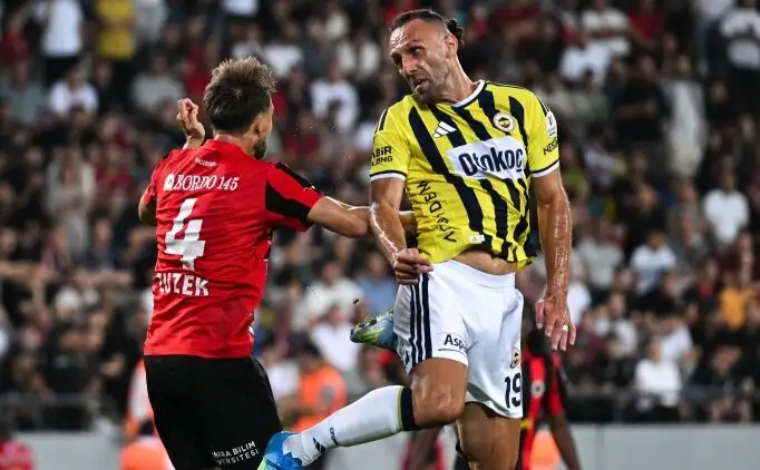 Vedat Muriqi maakt rentree bij Fenerbahçe na 2218 dagen uit Süper Lig