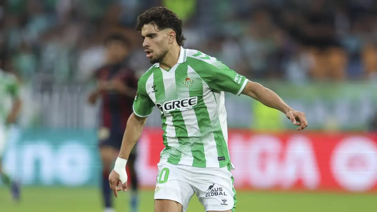 Galatasaray aast op Abde Ezzalzouli, maar Real Betis houdt vast aan 60 miljoen euro vraag