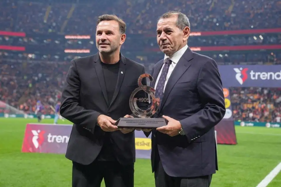 Osman Şenher kritiseert Dursun Özbek en Okan Buruk na vier opeenvolgende Galatasaray-titels