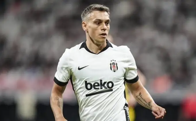 Positief nieuws voor Beşiktaş: Trossard mogelijk beschikbaar voor Alanyaspor