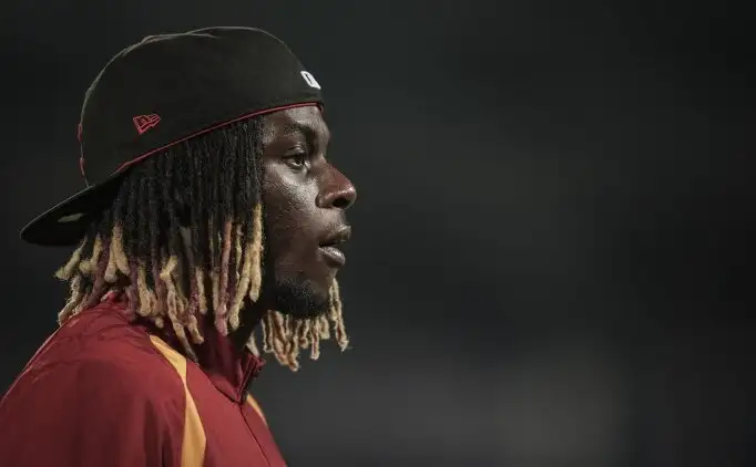 Lesley Ugochukwu maakt officieel debuut voor Galatasaray (huur van Burnley)