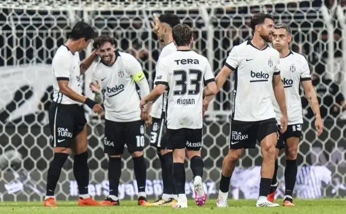 Beşiktaş bereidt zich voor op uitwedstrijd tegen Alanyaspor: Vlahovic kan debuteren