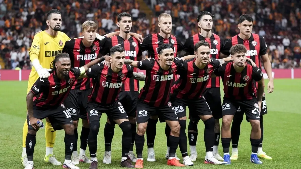 Çorum FK verliest 1-0 thuis tegen Kasımpaşa; Sivrikaya: 'We speelden goed maar verloren'