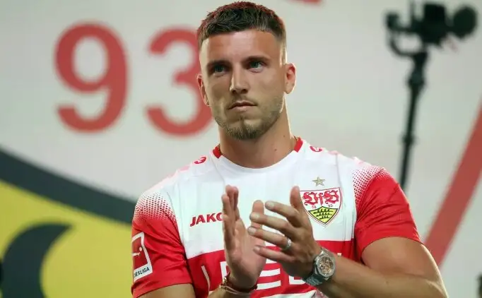 Galatasaray wil Ermedin Demirovic binnenhalen: 'Kan samen met Osimhen spelen'