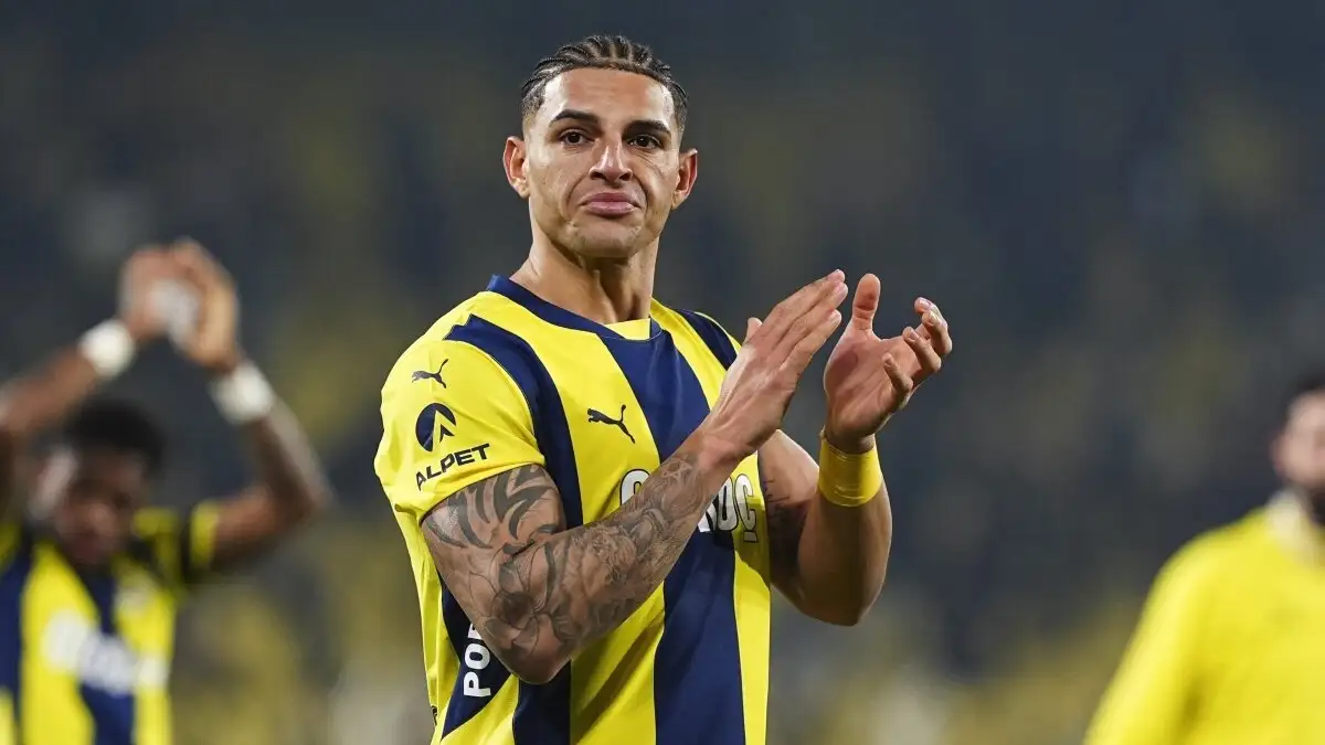 Parma zet intensieve druk op huur met koopoptie voor Diego Carlos