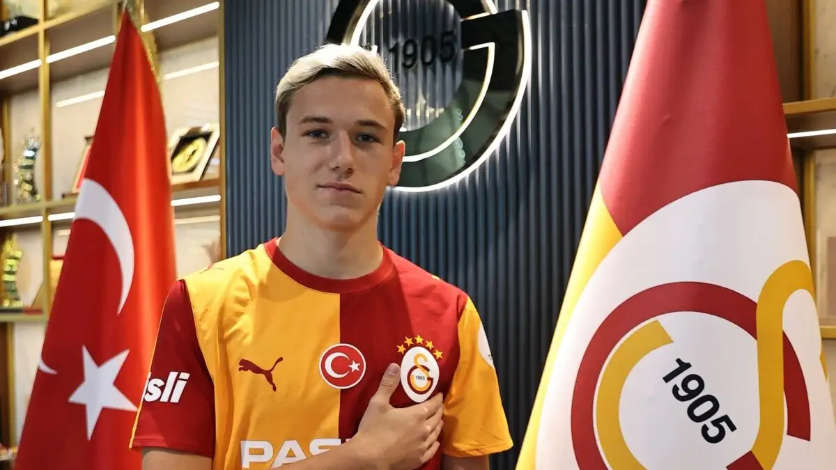 Galatasaray laat nieuwe transfers Aleksey Batrakov en Lesley Ugochukwu op de bank tegen Göztepe