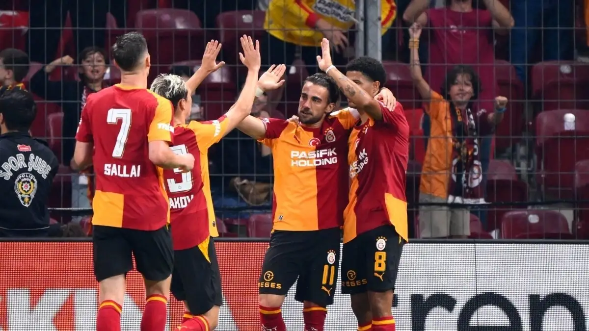 Erman Toroğlu stuurt transferbericht naar Galatasaray: haal Osimhen
