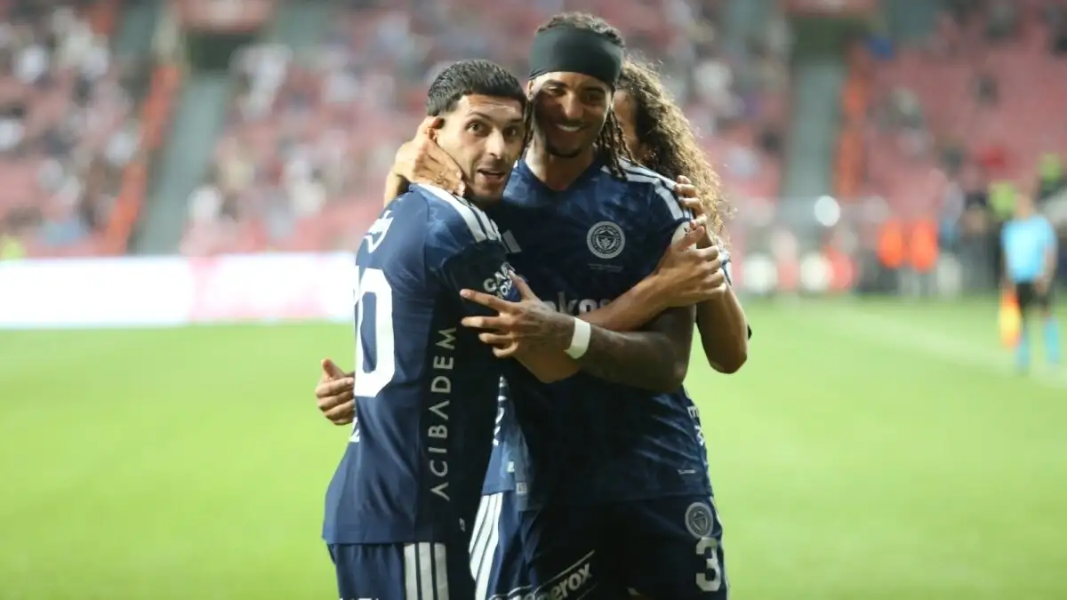 Archie Brown stuurt bericht aan Beşiktaş-fans na Fenerbahçe-nederlaag bij Samsunspor