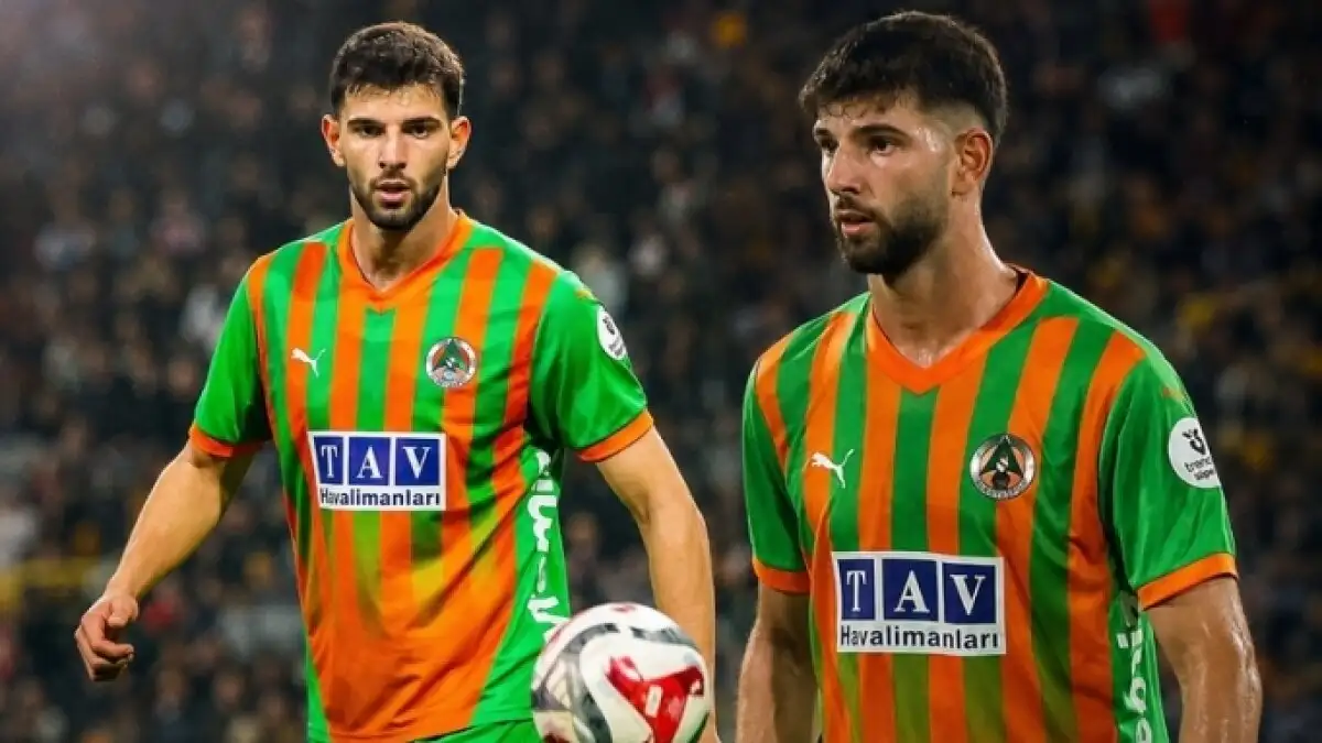 Beşiktaş legt Ümit Akdağ vast: 4-jarig contract met Alanyaspor