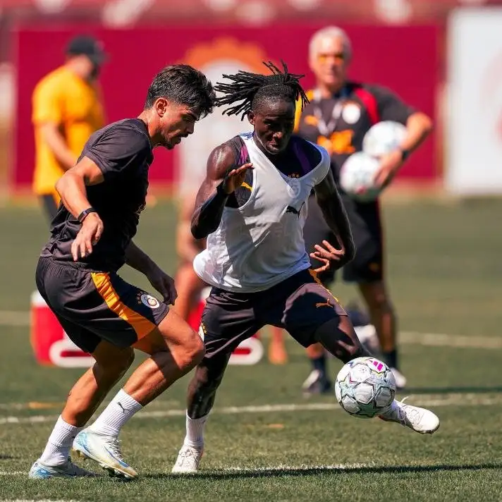 Galatasaray start Champions League-voorbereiding op Sporting CP: Bitshiabu traint voor het eerst mee