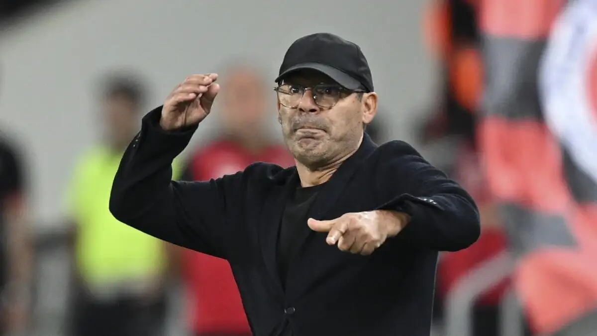 Metin Diyadin kritiseert scheidsrechter na 5-0 nederlaag Gençlerbirliği bij Trabzonspor