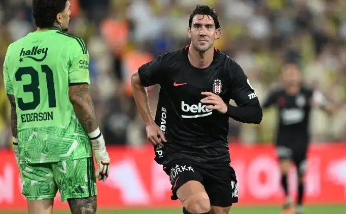 Vlahovic domineert in Europese media na winnende treffer voor Beşiktaş: Juventus-fans uiten spijt