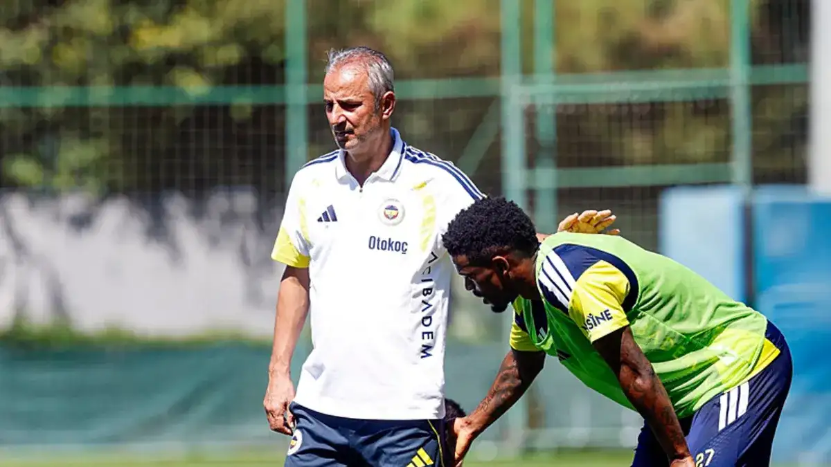 bij Fenerbahçe kritieke piek! İsmail Kartal en de spelers...
