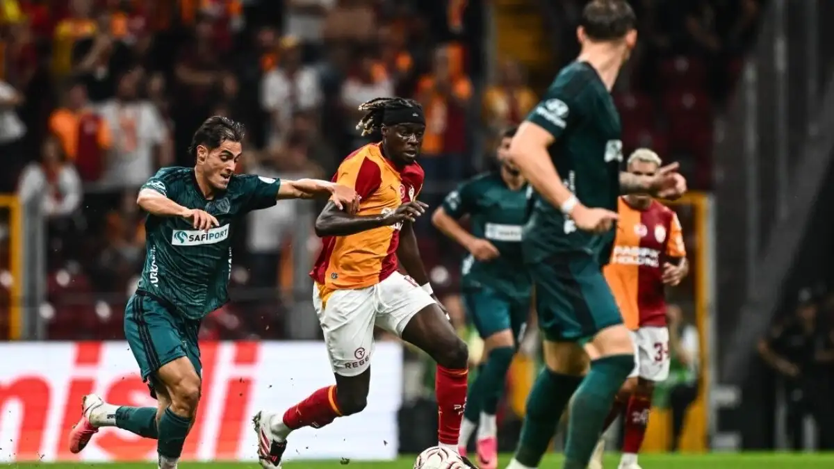 Lesley Ugochukwu krijgt volle punten van Galatasaray-fans na debuut tegen Kocaelispor