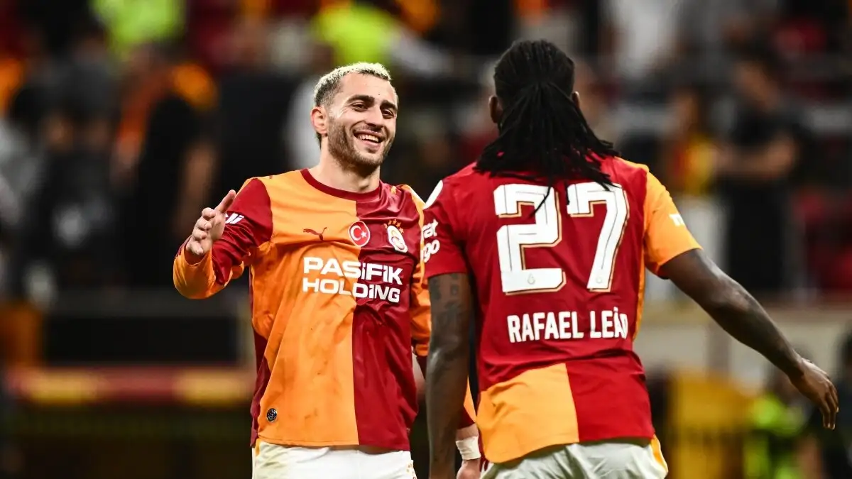 Okan Buruk voert individuele gesprekken met Leroy Sane en Barış Alper Yılmaz