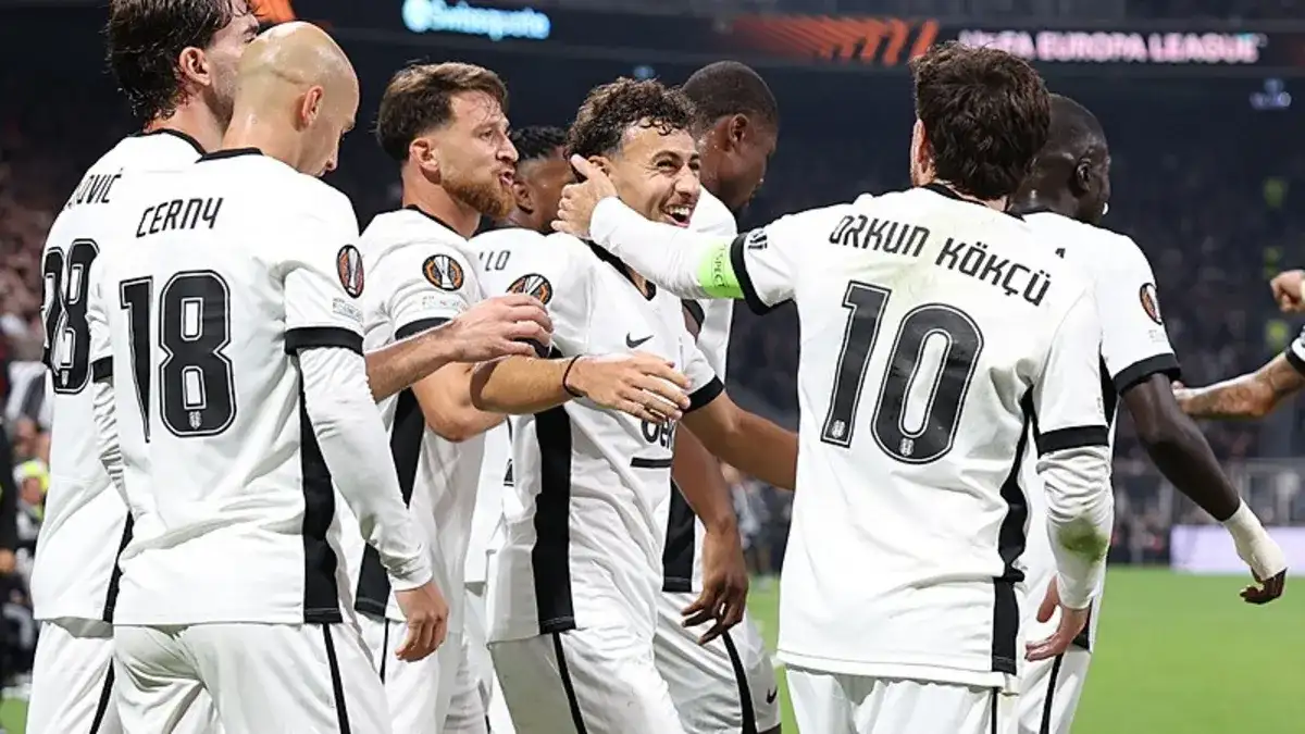 Beşiktaş speelt 1-1 tegen Marseille in Europa League openingswedstrijd