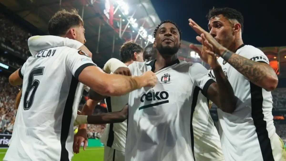 Beşiktaş scoort tweemaal op rij uit hoekschoppen tegen Erzurumspor en Marseille