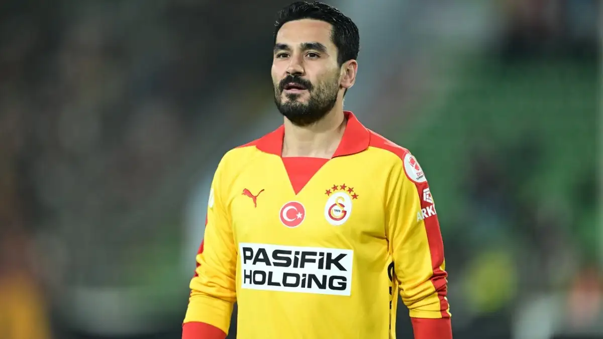 Sara Gündoğan reageert op kritiek: vraag aan trainer Okan Buruk waarom İlkay niet speelt