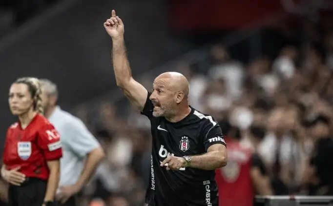 Vincenzo Italiano kritiseert scheidsrechterlijke omgang in Turkije