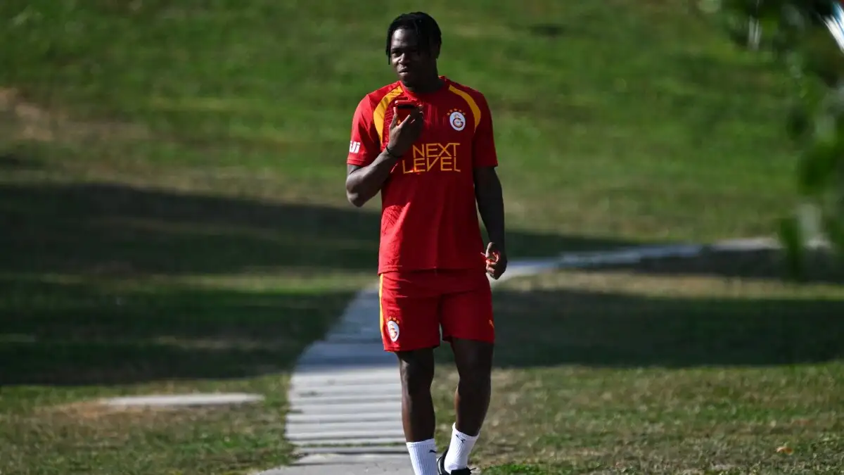 Wilfried Singo's Achilles tendon reportedly torn, Galatasaray defender out for months