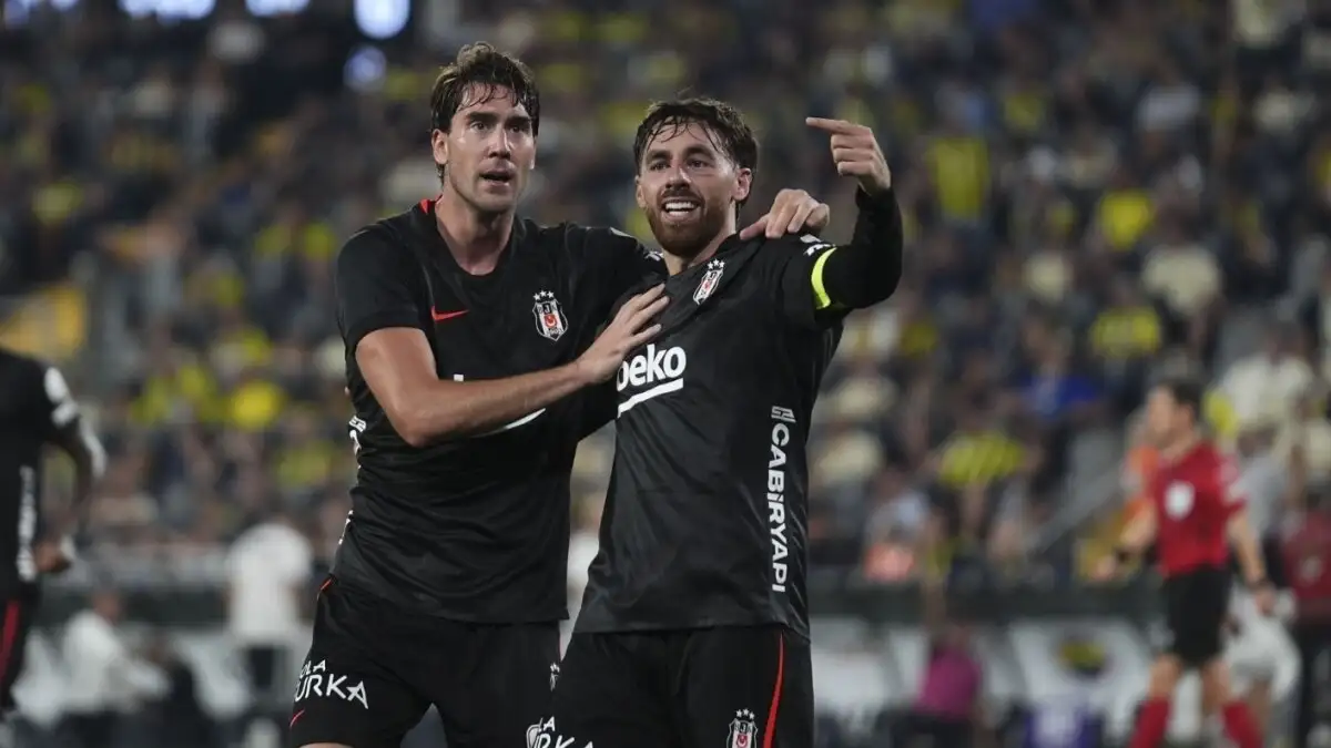 Beşiktaş krijgt positief nieuws over de blessureherstel van Vlahovic en Trossard