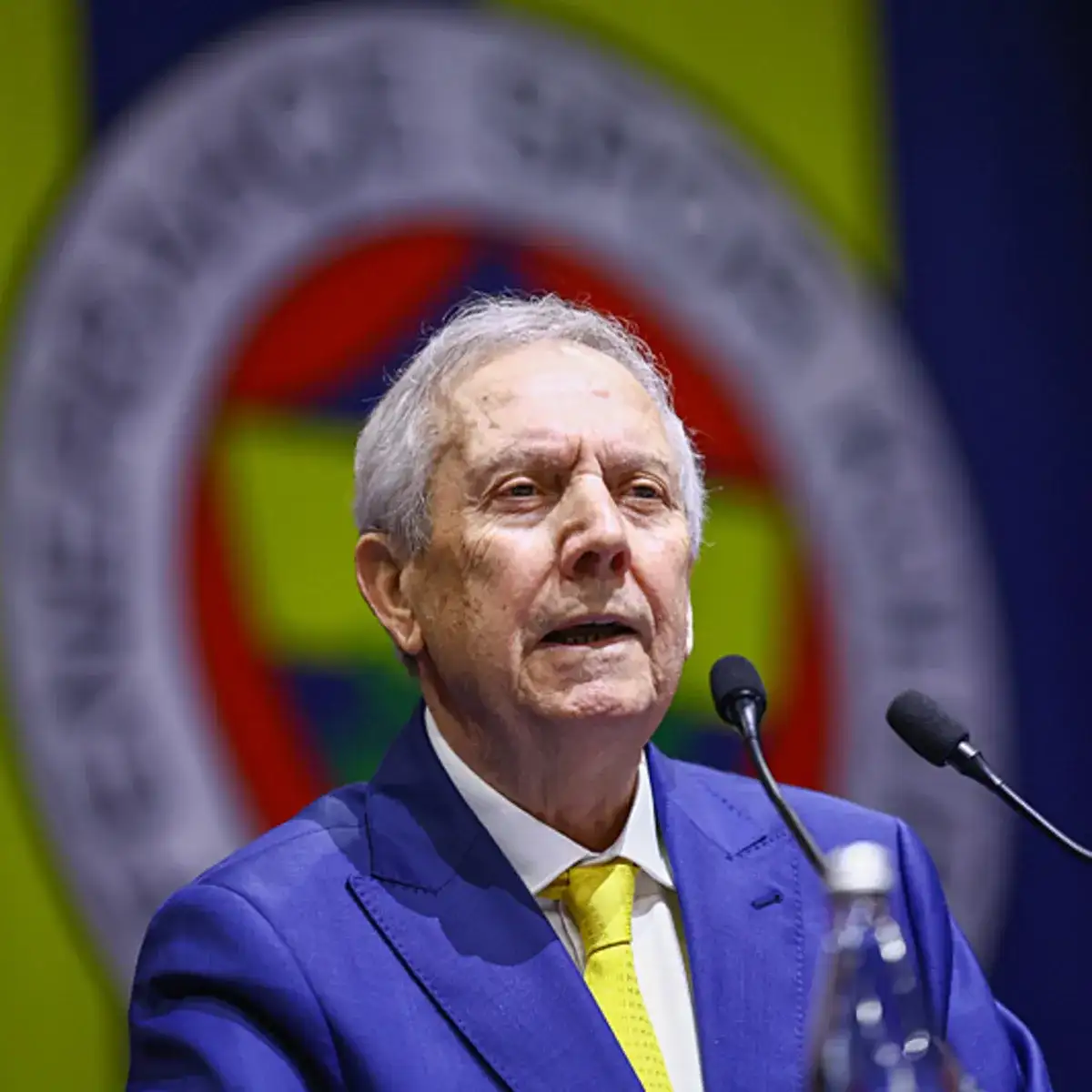 Fenerbahçe werkt aan twee transfers, Aziz Yıldırım neemt de leiding