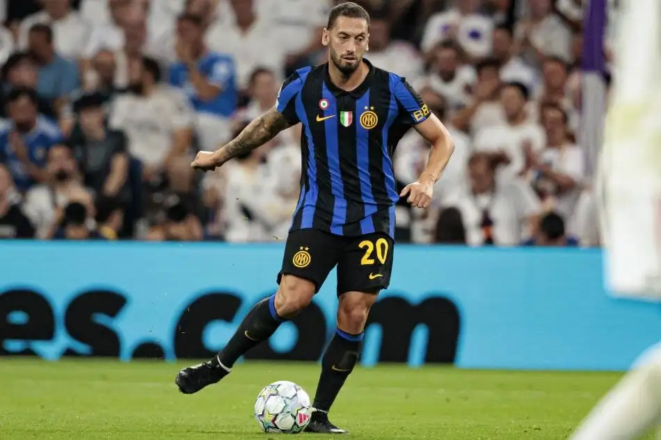Inter bereidt nieuw contractaanbod voor Hakan Çalhanoğlu