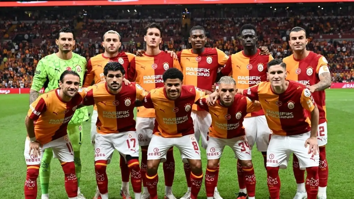 Galatasaray en Pendikspor spelen voorbereidingsduel, ruststand 0-0