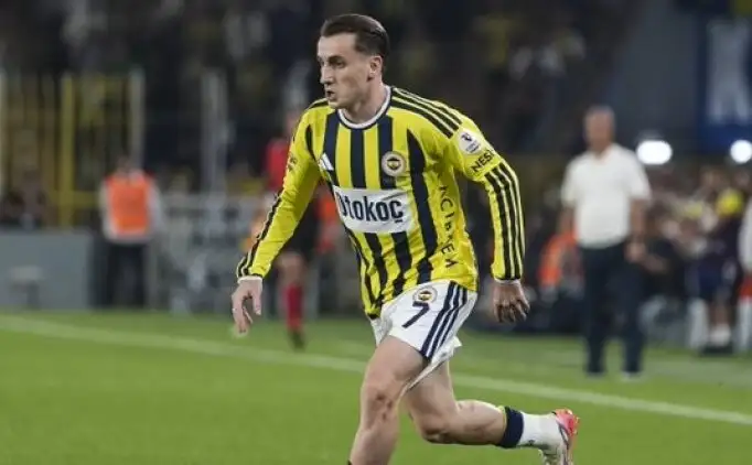 Kerem Aktürkoğlu blijft zonder doelpunt bij Fenerbahçe, net als vorig seizoen