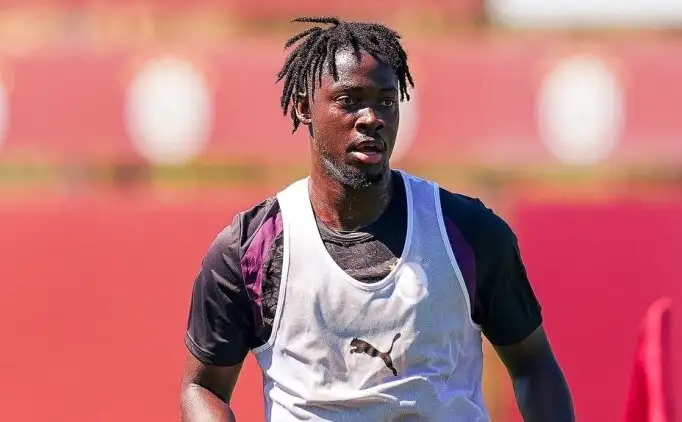 Galatasaray's nieuwe verdediger Bitshiabu nog ver van vorm – Ünyay staat voorlopig voor